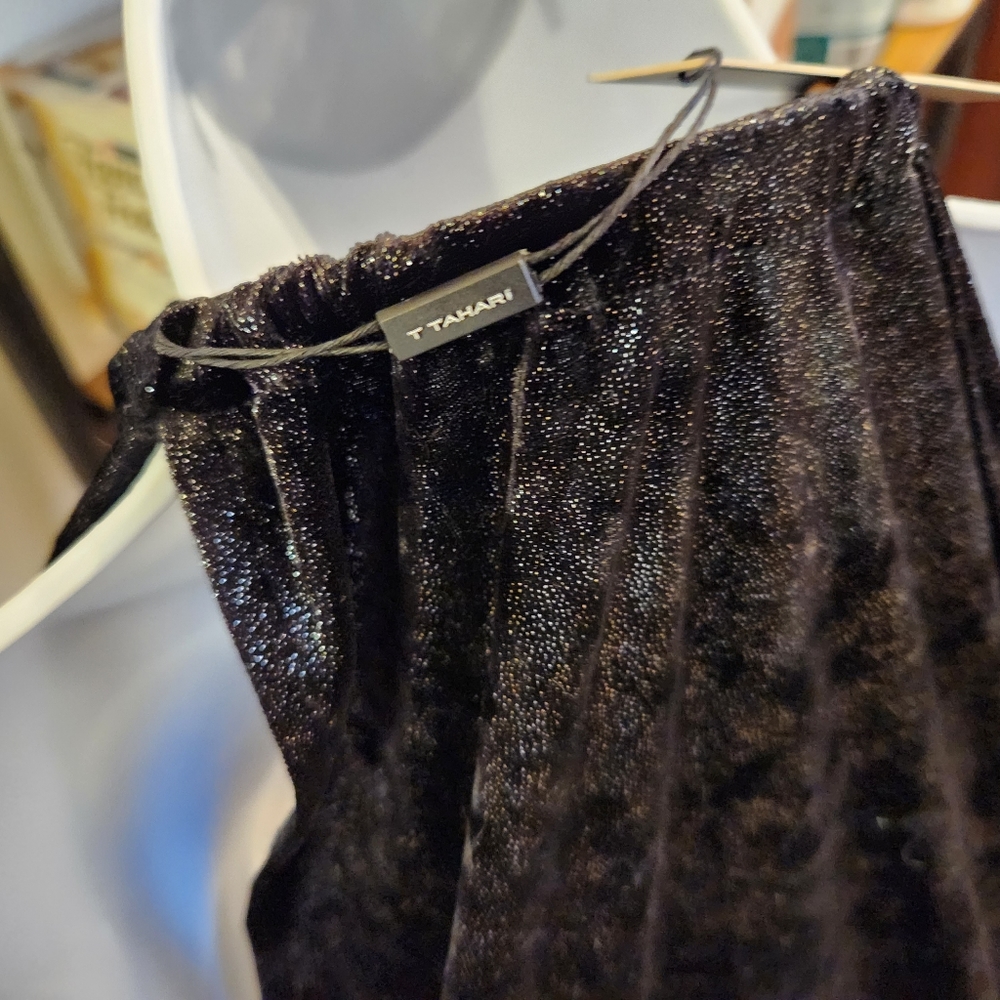 Dress - Picture 2 of 5